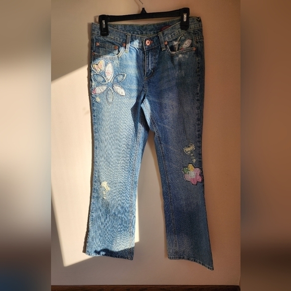 Vintage women's bongo Patchwork flower and butterfly flare jean size 9. - Picture 1 of 10